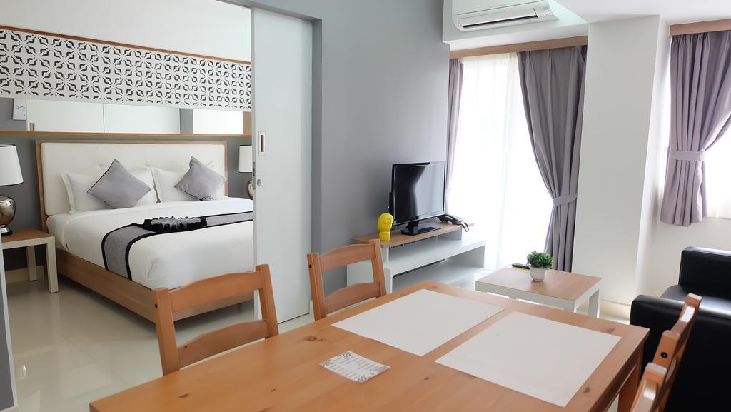 Racha Residence Si Racha Extérieur photo